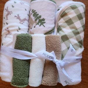 MODERN 6 PIECE FOR BATH Green and White Baby Blanket Set. NWT